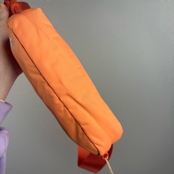 Lululemon Everywhere Belt Bag 1L Golden Apricot/Warm Coral - Picture 5 of 12